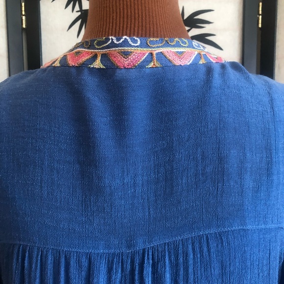 Embroidered Top with Camisole Women’s Size Petite Large - Picture 4 of 16